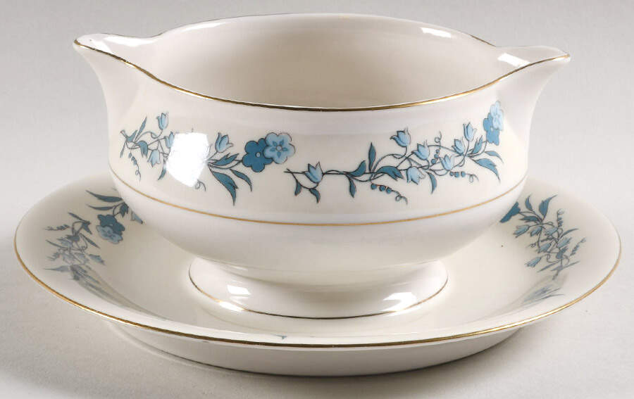 Clinton Round Gravy Boat/Attached Underplate by Haviland-1