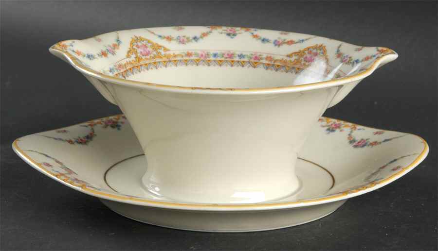 Clio Gravy Boat with Attached Underplate by Haviland-1