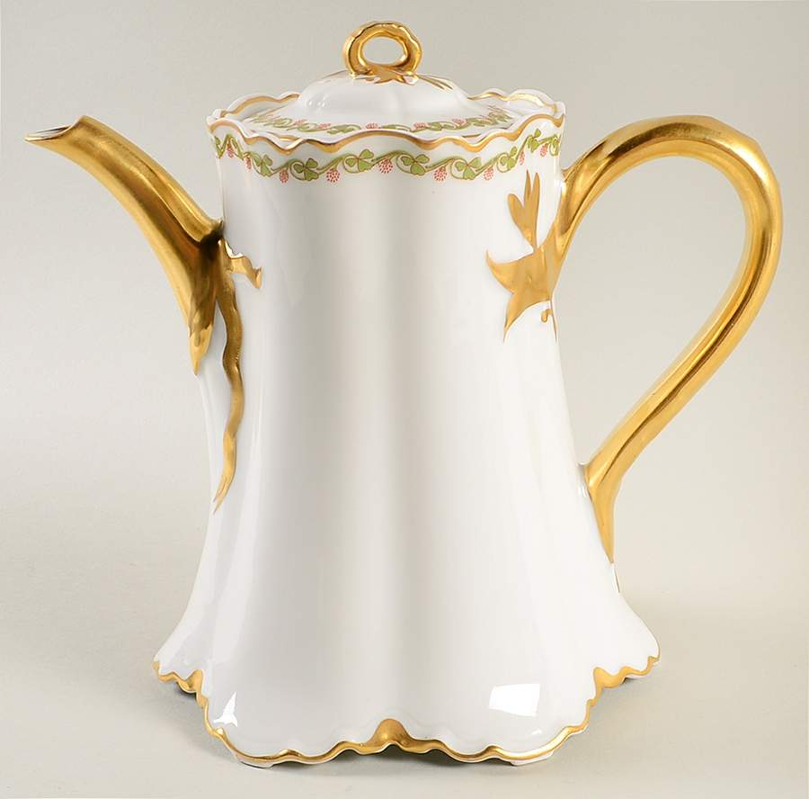 Clover Leaf Teapot & Lid by Haviland-1