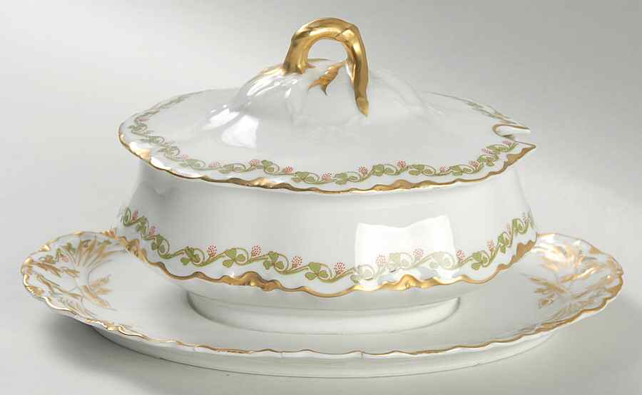 Clover Leaf Gravy Boat w/Attached Underplate & Lid by Haviland-1