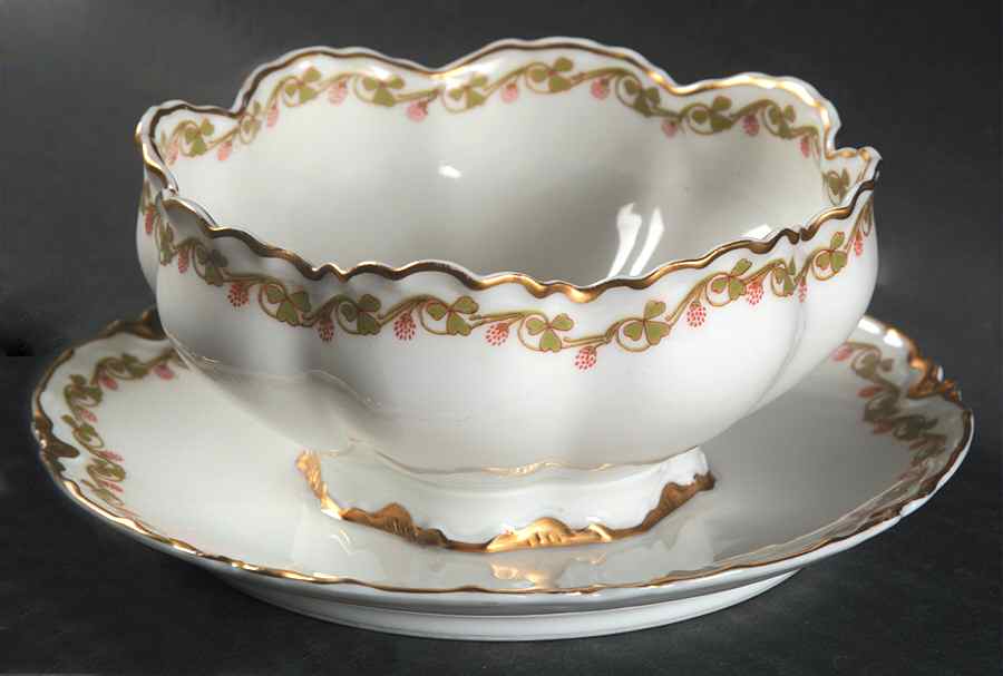 Clover Leaf Mayonnaise W/Attached Underplate by Haviland-1
