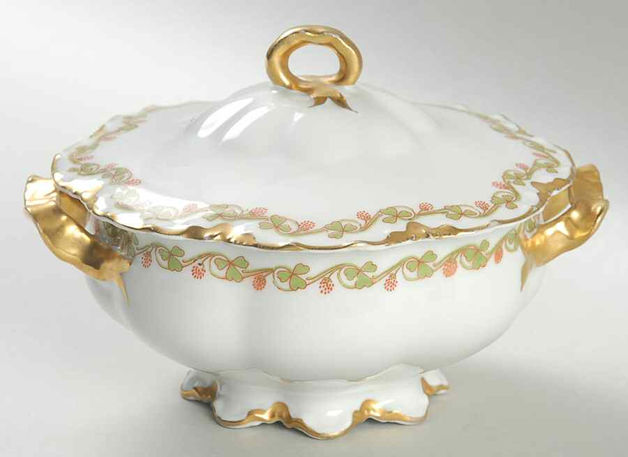 Clover Leaf Covered Soup Bowl by Haviland-1
