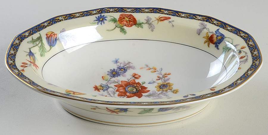Cluny 8" Oval Vegetable Bowl by Haviland-1