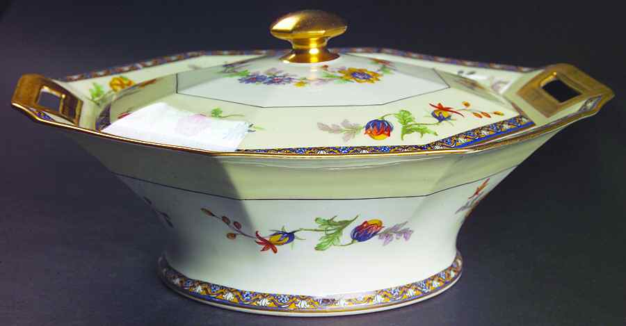 Cluny Octagonal Covered Vegetable by Haviland-1