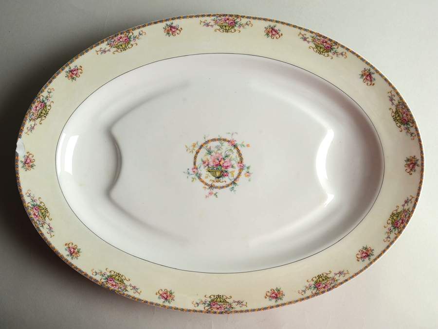 Commodore (No Trim) 18" Oval Serving Platter by Haviland-1
