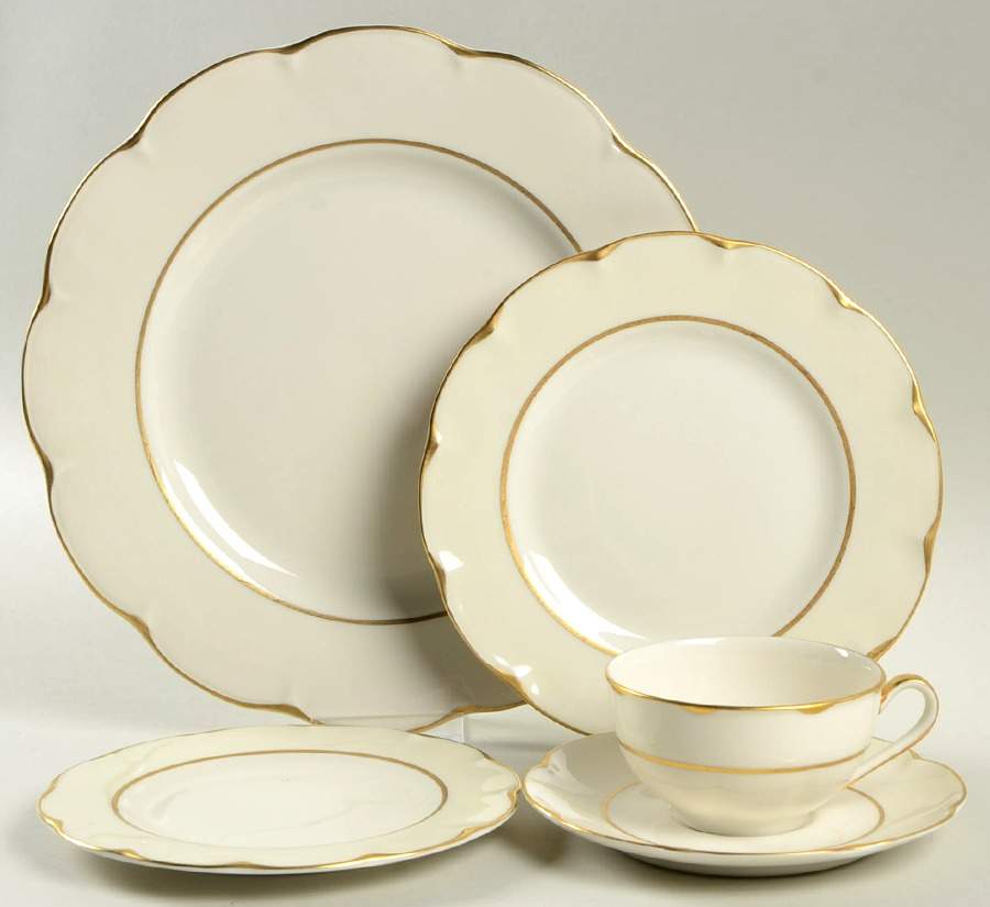 Concorde (New York) 5 Piece Place Setting by Haviland-1