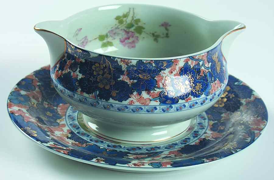 Dammouse Gravy Boat & Underplate by Haviland-1