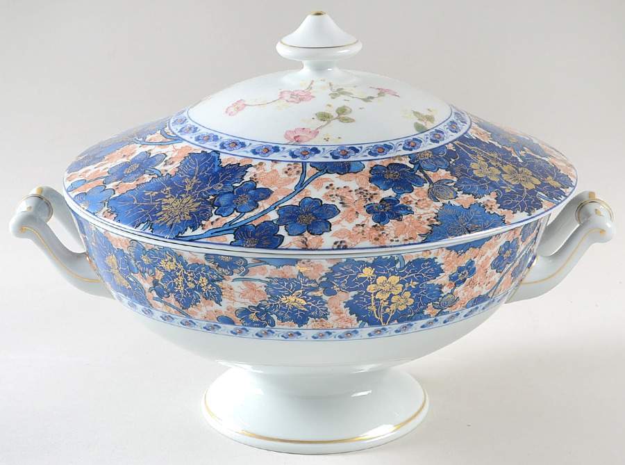 Dammouse Tureen &  Lid by Haviland-1