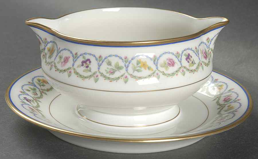 Dauphine Gravy Boat with Attached Underplate by Haviland-1