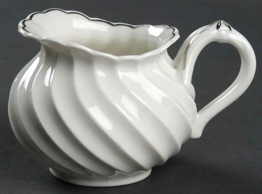 Deauville Creamer by Haviland-1