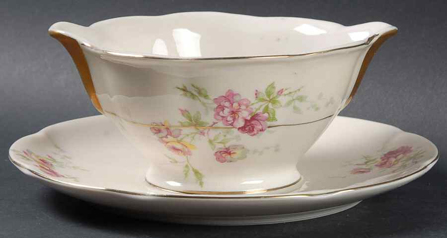 Dorset Gravy Boat with Attached Underplate by Haviland-1