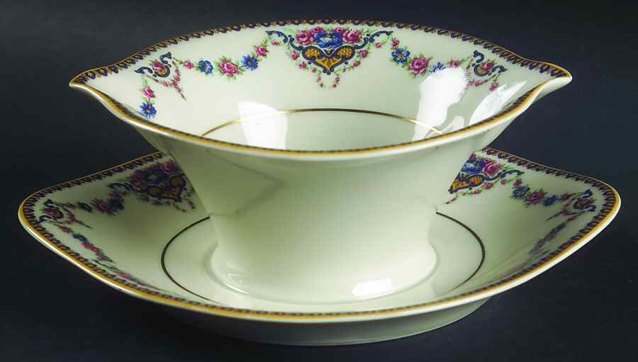 Dora Gravy Boat with Attached Underplate by Haviland-1