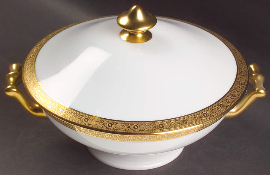 Du Barry Round Covered Vegetable by Haviland-1