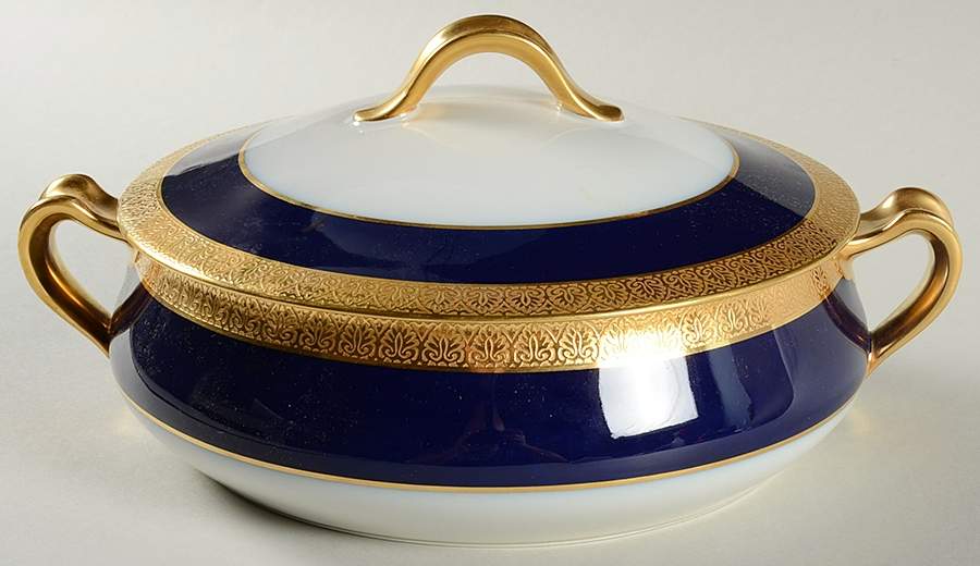 Duchess Round Covered Vegetable by Haviland-1