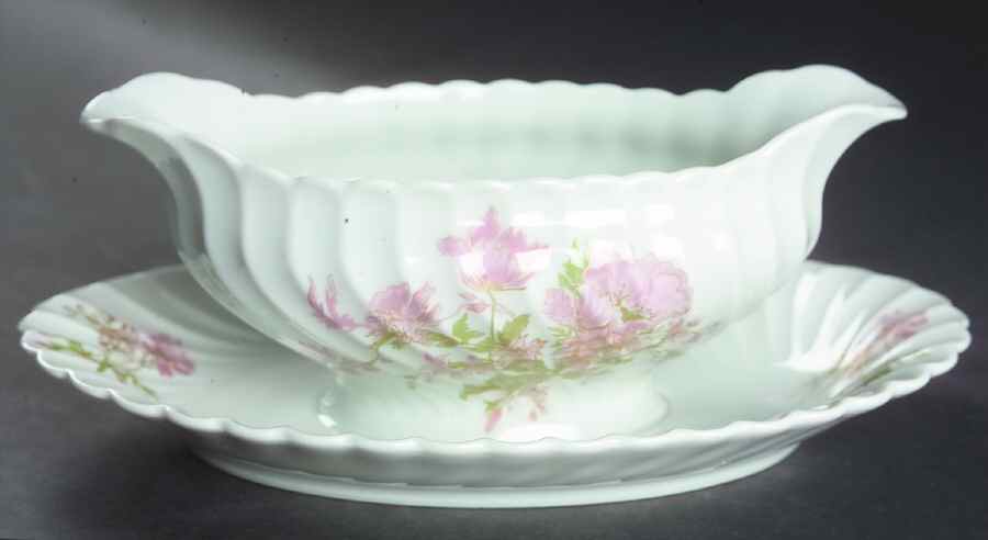 Dumont Gravy Boat with Attached Underplate by Haviland-1
