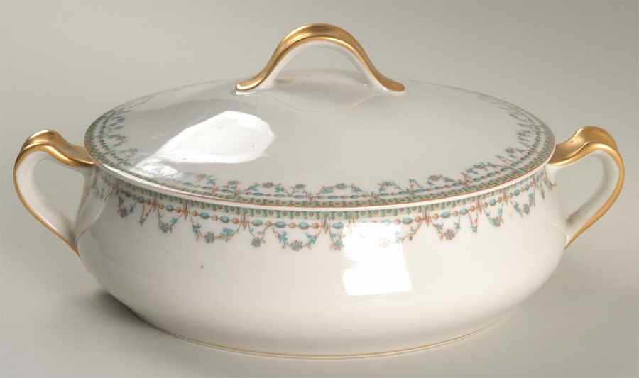 Durana Round Covered Vegetable by Haviland-1