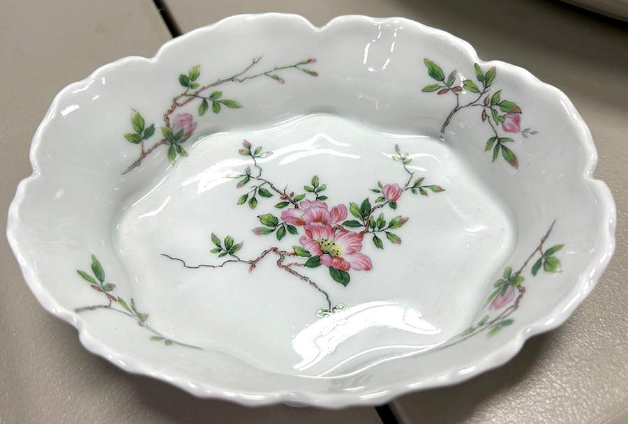 Eglantine Bon Bon by Haviland-1