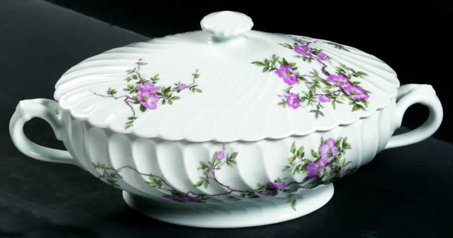 Eglantine Oval Covered Vegetable by Haviland-1