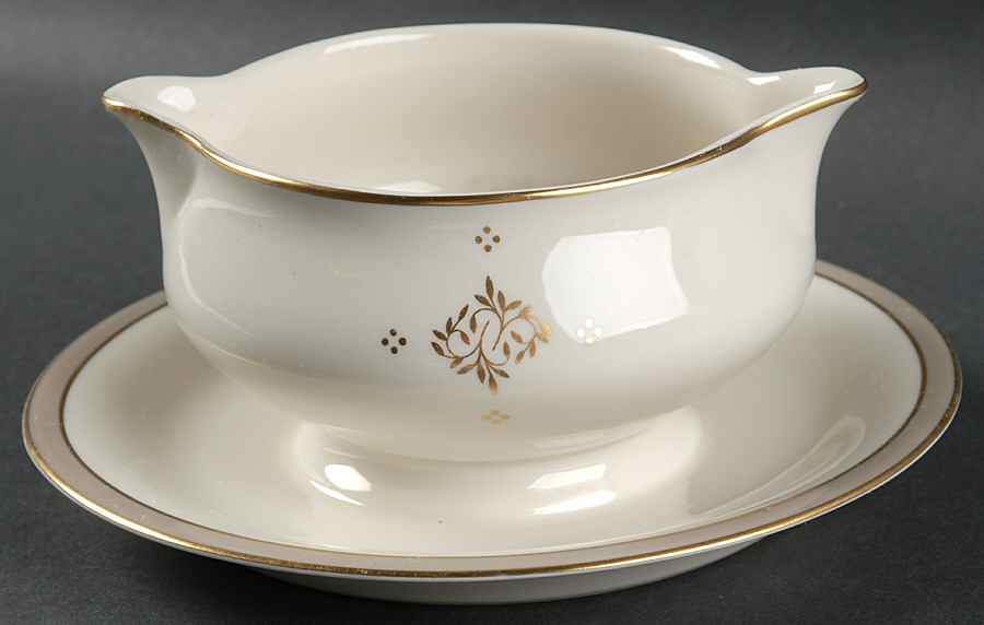 Elysee Gravy Boat with Attached Underplate by Haviland-1