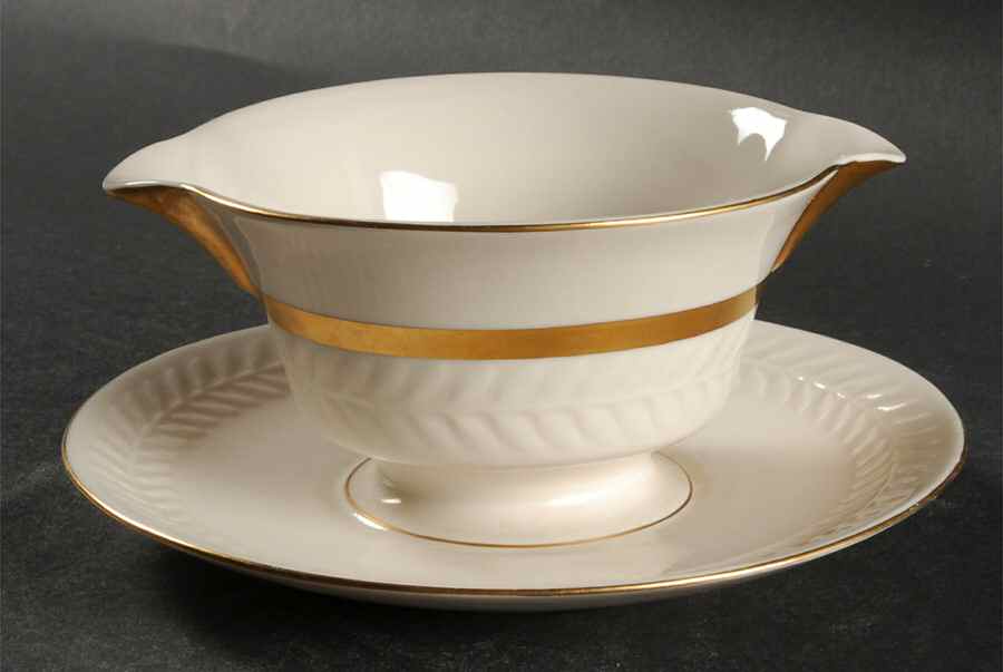 Embassy Gravy Boat with Attached Underplate by Haviland-1