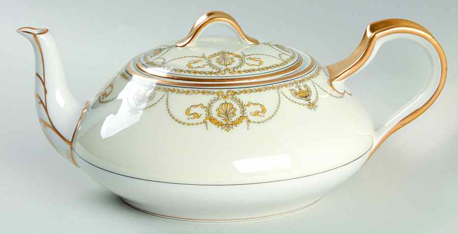 Eugenie (Black Laurel & Swags) Teapot & Lid by Haviland-1
