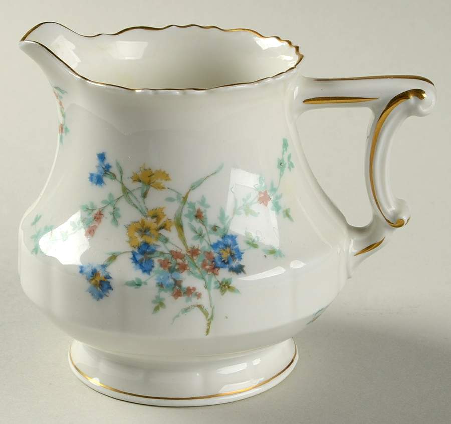Fleurette (White, Newer) Creamer by Haviland-1