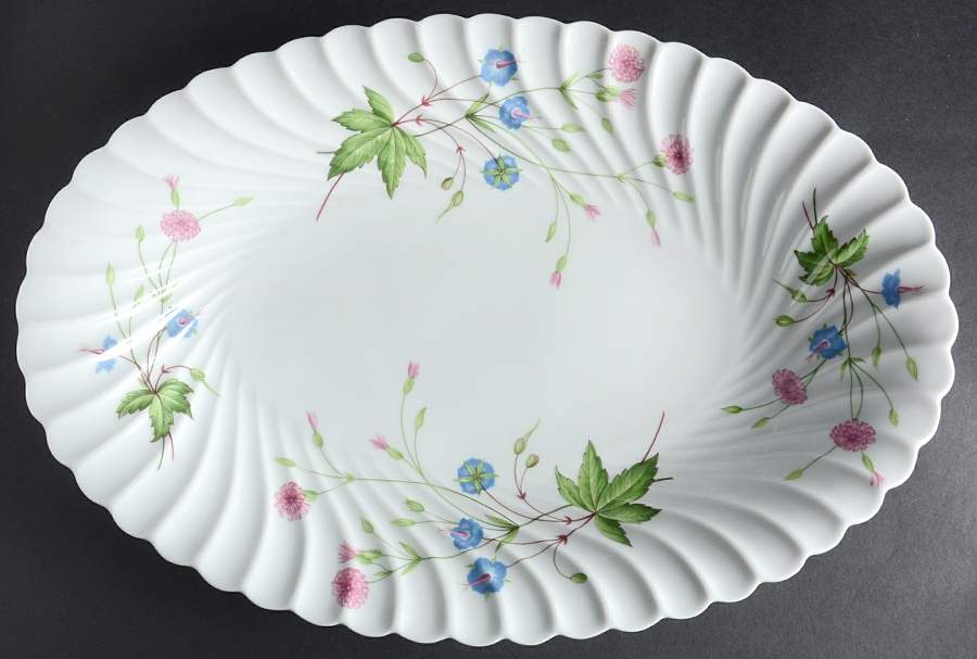 Florence (Newer, Swirl Edge, No Trim) 15" Oval Serving Platter by Haviland-1