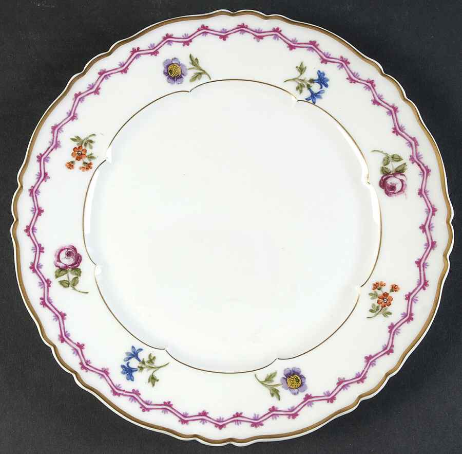 Fontainebleau (Scalloped, Purple Floral) Luncheon Plate by Haviland-1