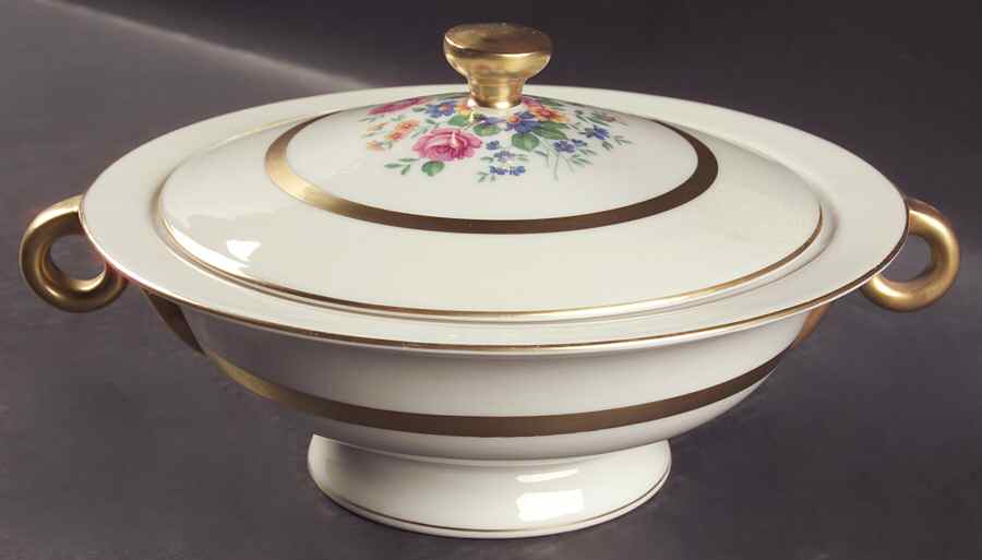 Gainsborough (New York) Round Covered Vegetable by Haviland-1