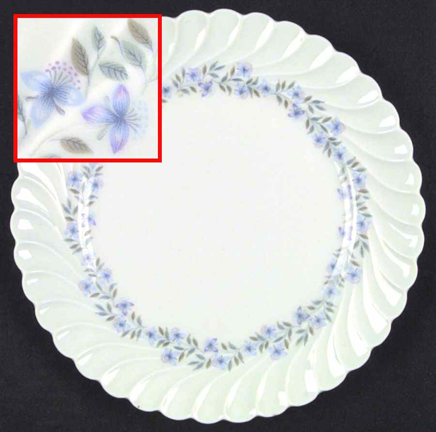 Gentiane Dinner Plate by Haviland-1