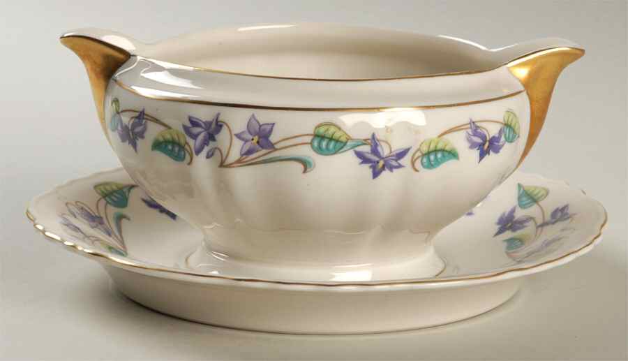 Glenbrook Gravy Boat with Attached Underplate by Haviland-1