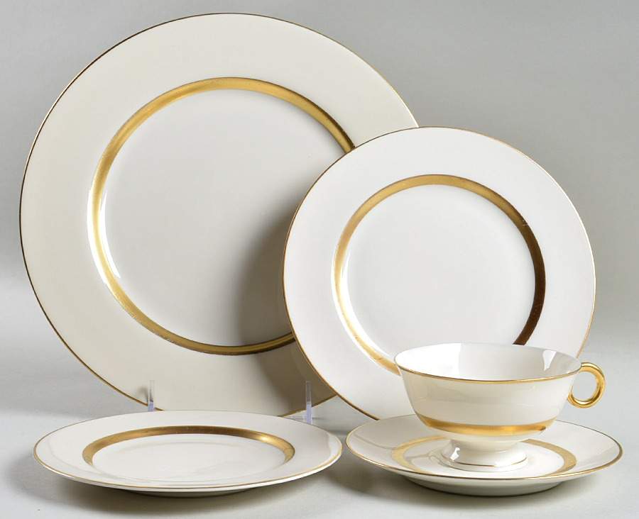 Gotham 5 Piece Place Setting by Haviland-1