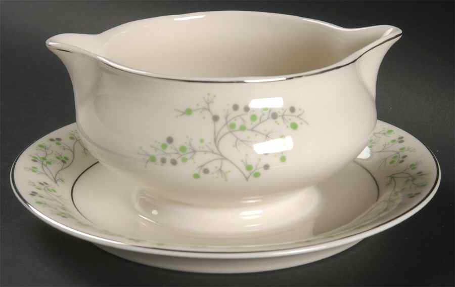Greenbrier Gravy Boat with Attached Underplate by Haviland-1