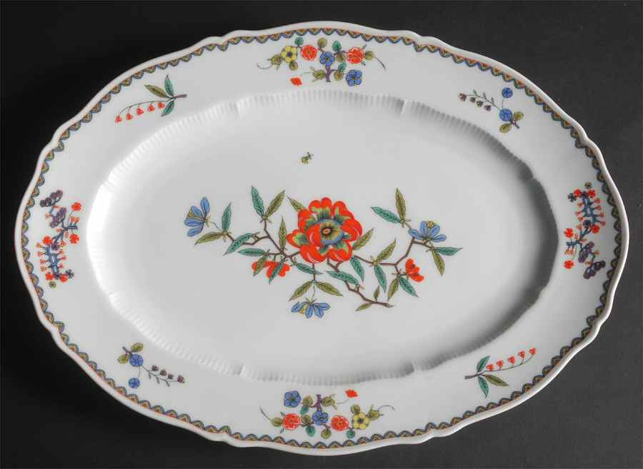 Grenada 14" Oval Serving Platter by Haviland-1