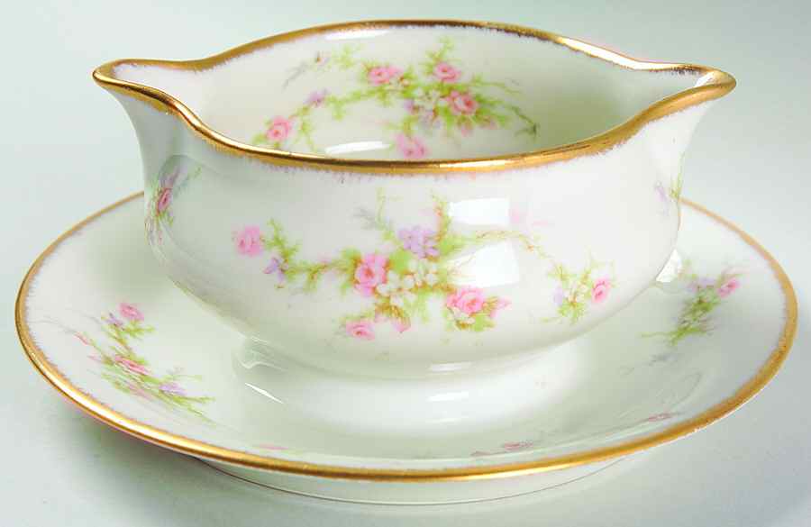 H147 Gravy Boat with Attached Underplate by Haviland-1