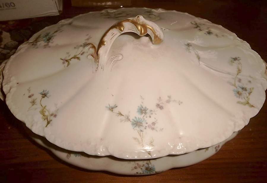 Schleiger 1034-3 Round Covered Vegetable by Haviland-1
