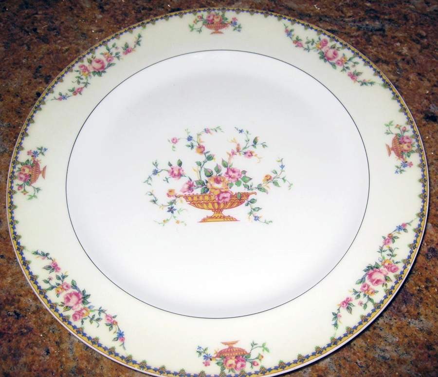 H24 Dinner Plate by Haviland-1