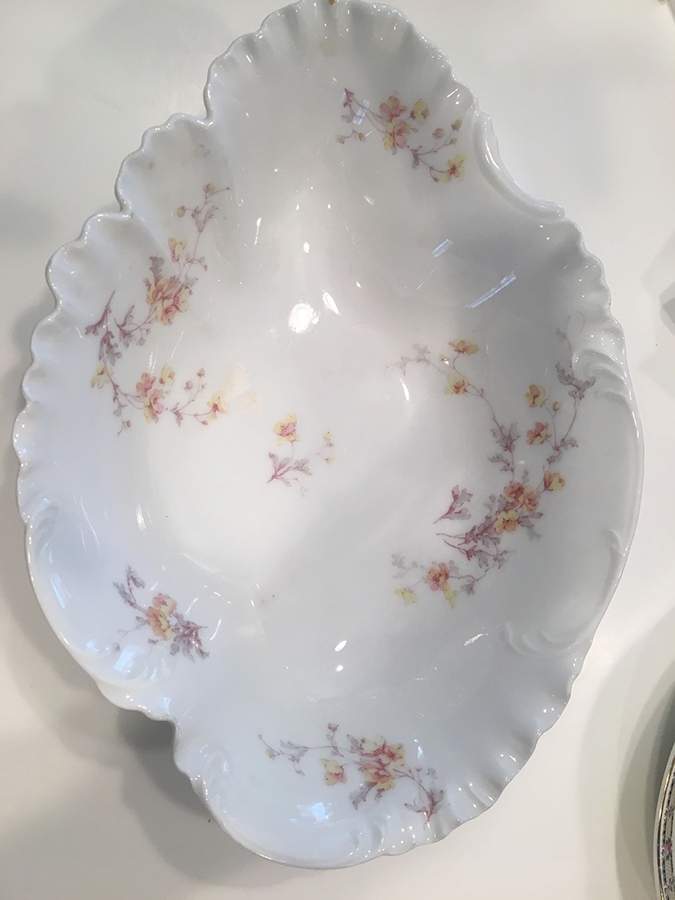 Schleiger 670-1 9" Oval Vegetable Bowl by Haviland-1