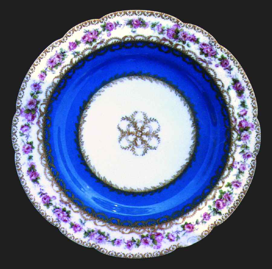 Schleiger 528-2 Dinner Plate by Haviland-1