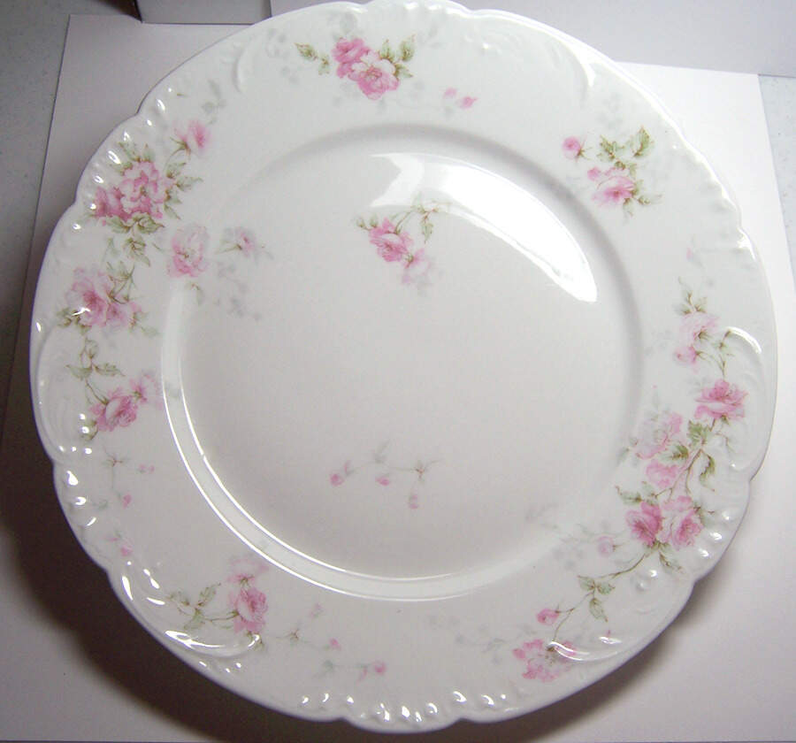 H511 Dinner Plate by Haviland-1