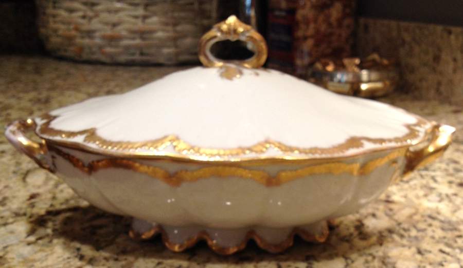 H522 Oval Covered Vegetable by Haviland-1