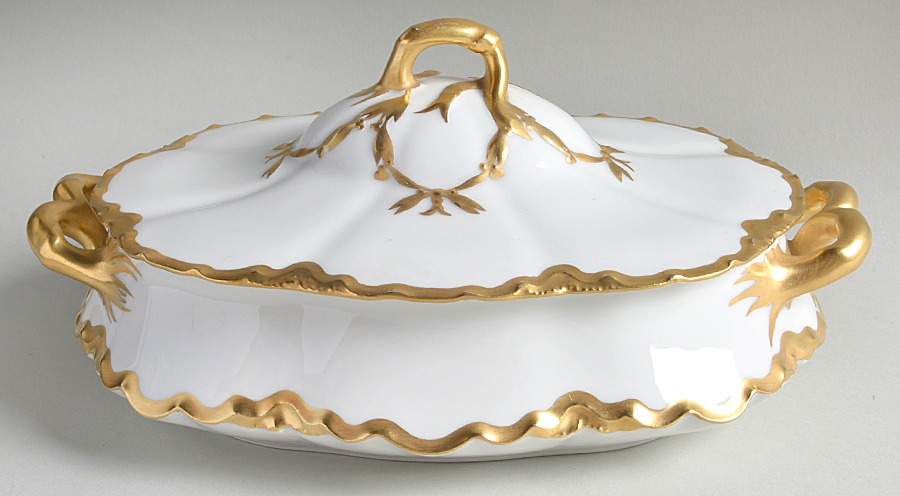 H526 Oval Covered Vegetable by Haviland-1