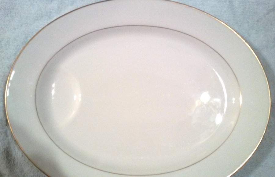 H55 15" Oval Serving Platter by Haviland-1