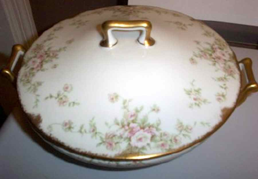 H553 Round Covered Vegetable by Haviland-1