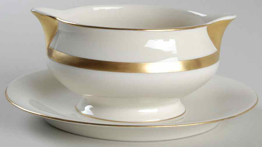 Hollywood Gravy Boat with Attached Underplate by Haviland-1