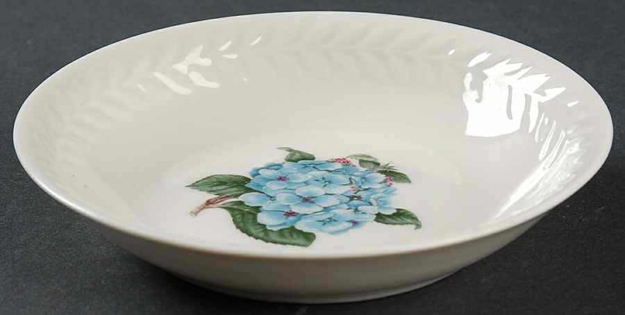 Hydrangea Fruit/Dessert (Sauce) Bowl by Haviland-1