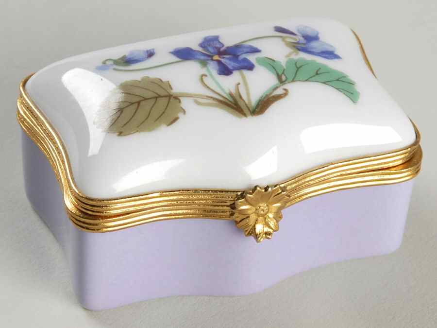 Imperatrice Eugenie 2" Rectangular Hinged Box by Haviland-1