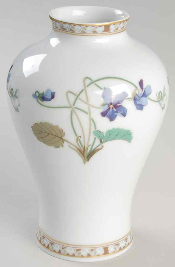 Imperatrice Eugenie 6" Vase by Haviland-1