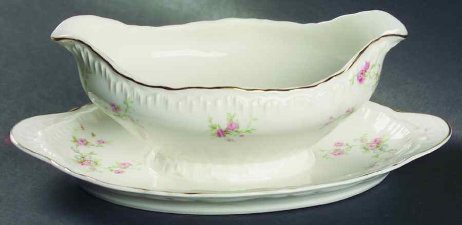 Juliet Gravy Boat with Attached Underplate by Haviland-1