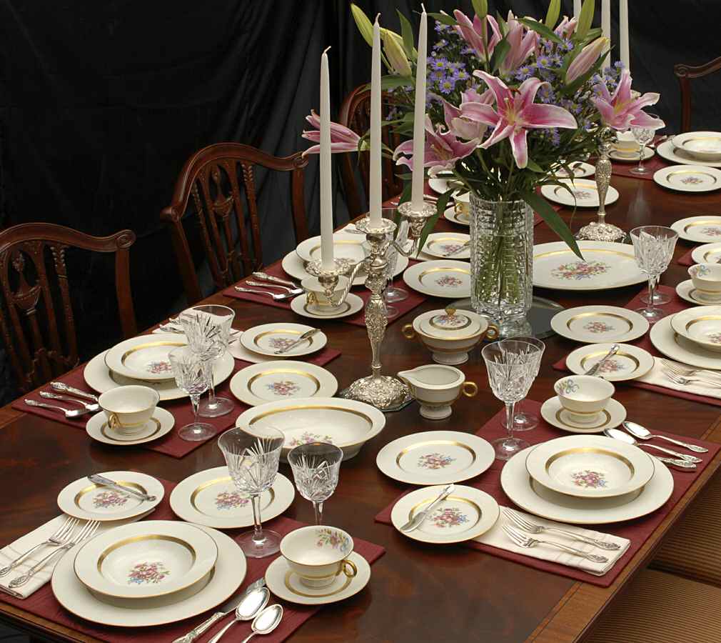 Kenmore 54 Piece Estate Set by Haviland-1